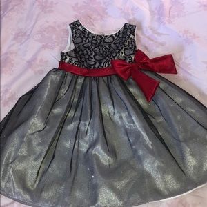 Girls size 4 dress